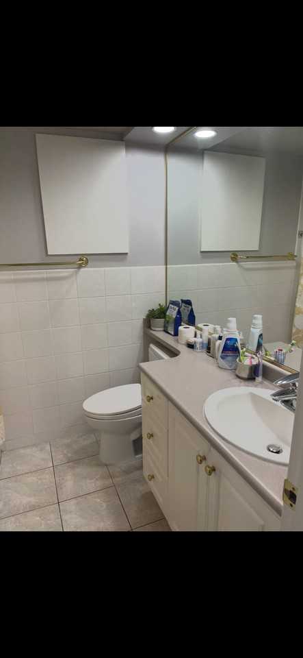 2431 West King Edward Avenue - Photo 3 of 7