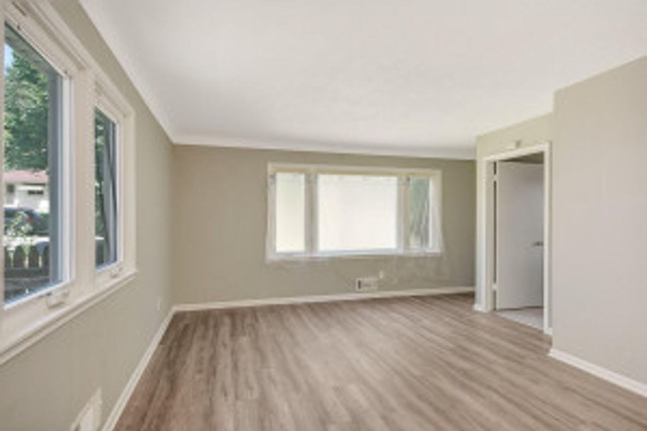 996 Fremont Ave - Photo 5 of 20