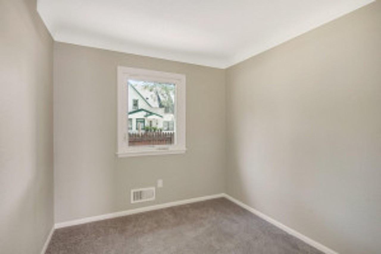 996 Fremont Ave - Photo 6 of 20