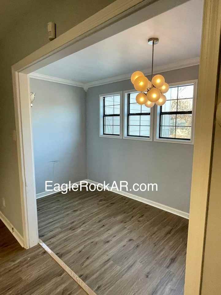 1919 Georgia Ave - Photo 3 of 7