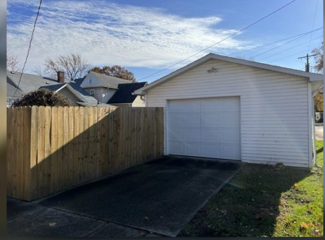 2130 N 12th St - Photo 3 of 4