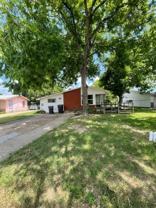 1512 Bryan Ave - Photo 1 of 1