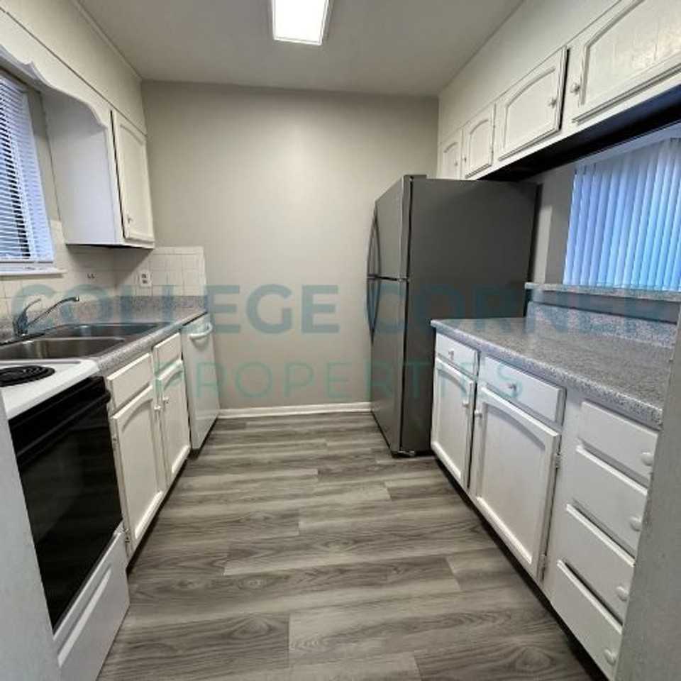 130 Cedar Cove Lane - Photo 3 of 8