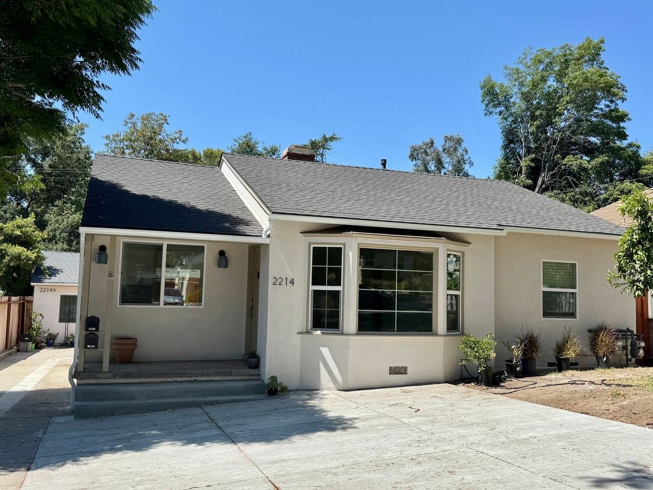 2214 Waltonia Dr - Photo 2 of 19