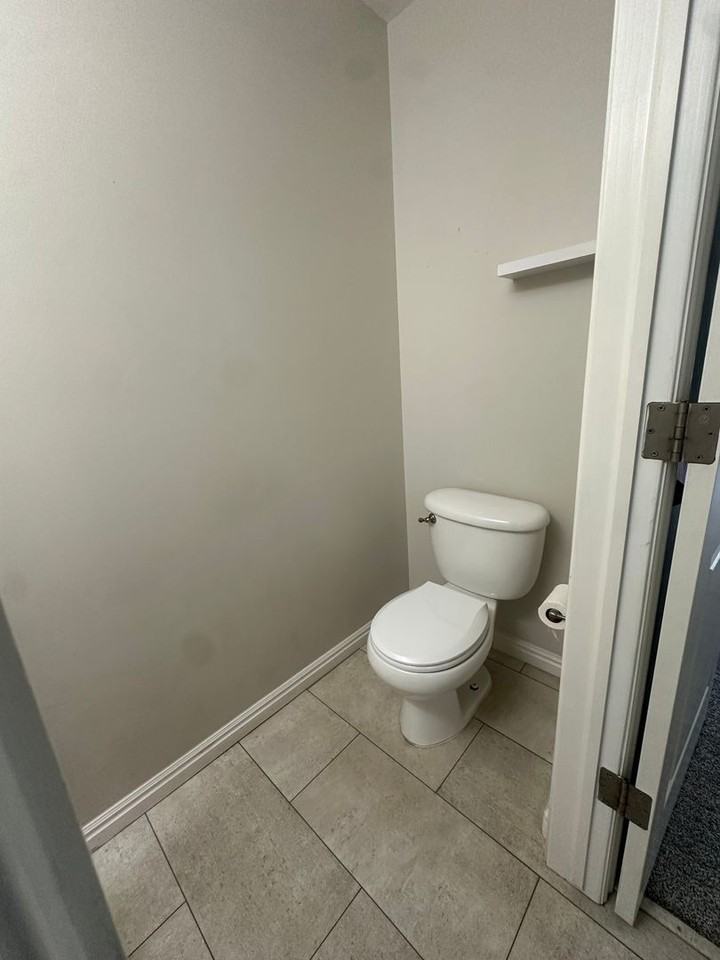 599 Trejo St - Photo 7 of 20