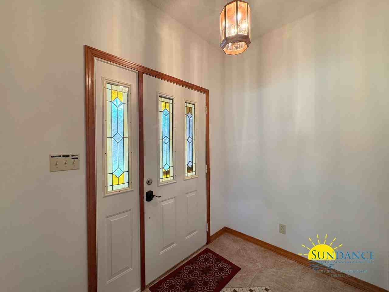 889 Shalimar Ct - Photo 2 of 29