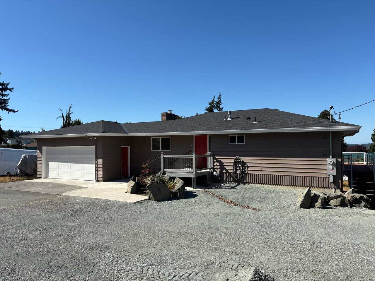 3715 Q Ave - Photo 2 of 30