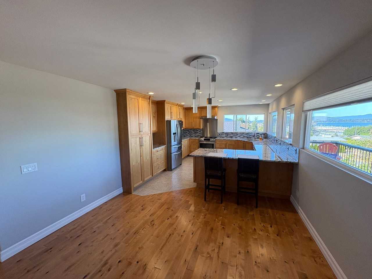 3814 R Ave - Photo 6 of 32