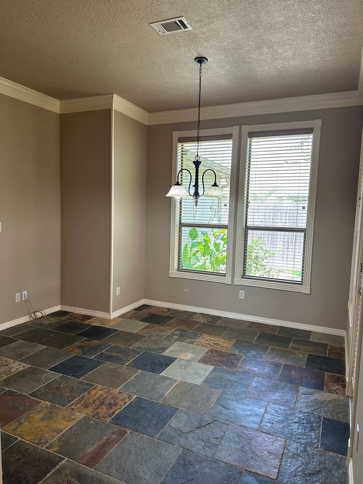 4413 Hearst Ct - Photo 7 of 39