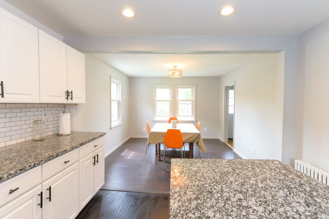800 Simonds Rd - Photo 4 of 24