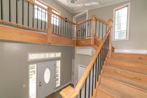 featured image of 440 Aurora Ln