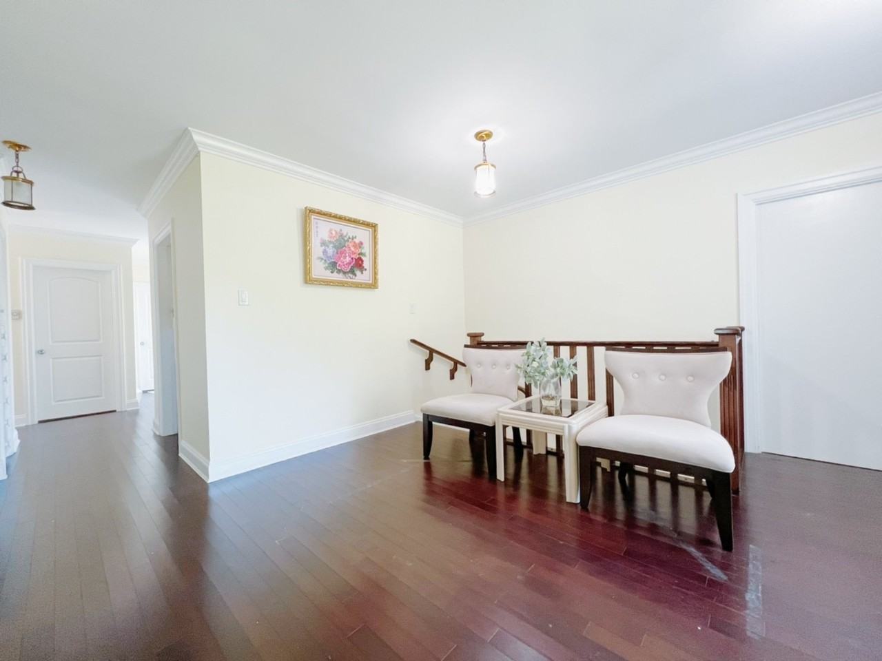 1563 Wesbrook Crescent - Photo 3 of 7