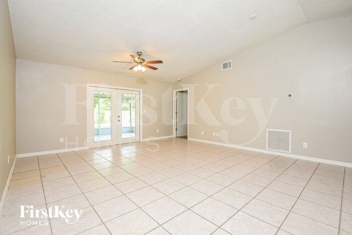 6363 Brack St - Photo 3 of 16