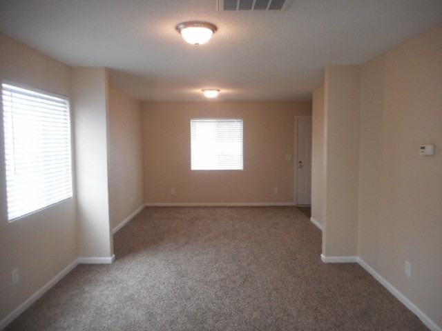 5625 Fisherman Dr - Photo 2 of 8