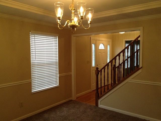 6726 Forest Hill Ln - Photo 2 of 13