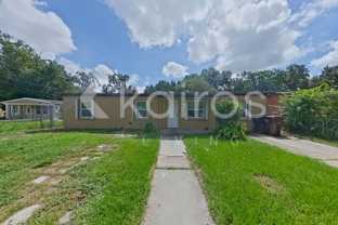 1923 Brack St - Photo 1 of 1