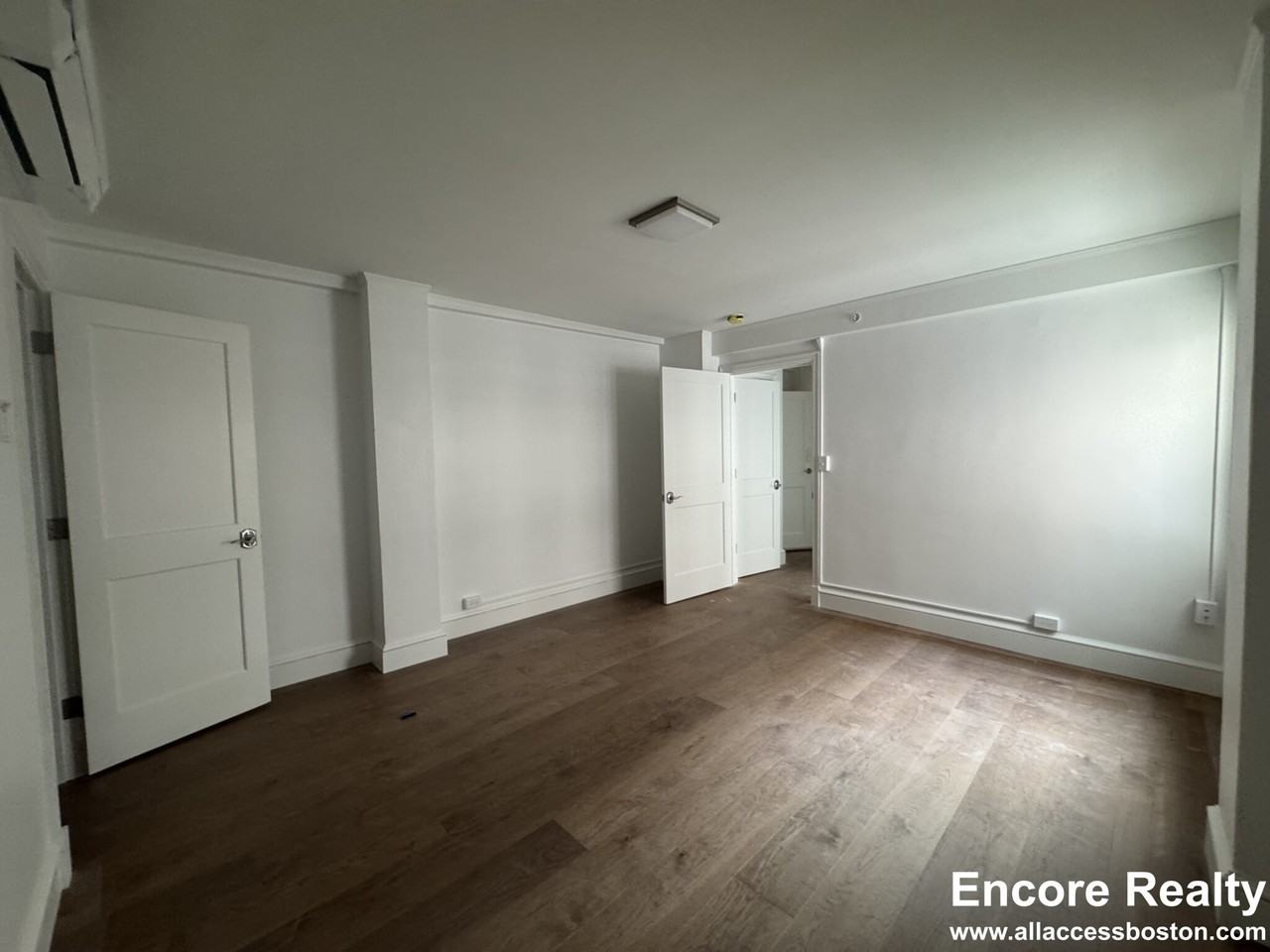 1200 Massachusetts Ave #307 - Photo 5 of 8
