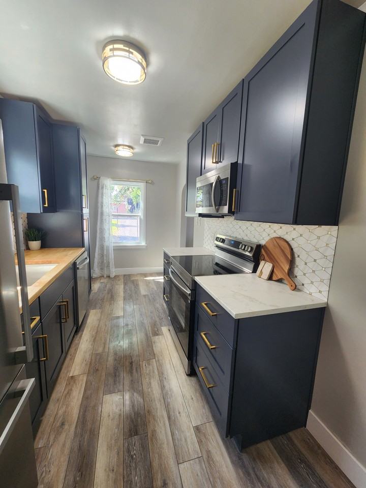 360 Pershing Ave #NA - Photo 7 of 12