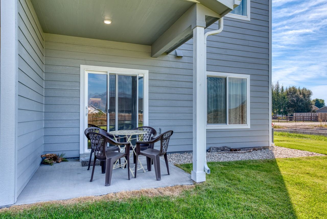 1113 Jessica Ct #NA - Photo 3 of 20