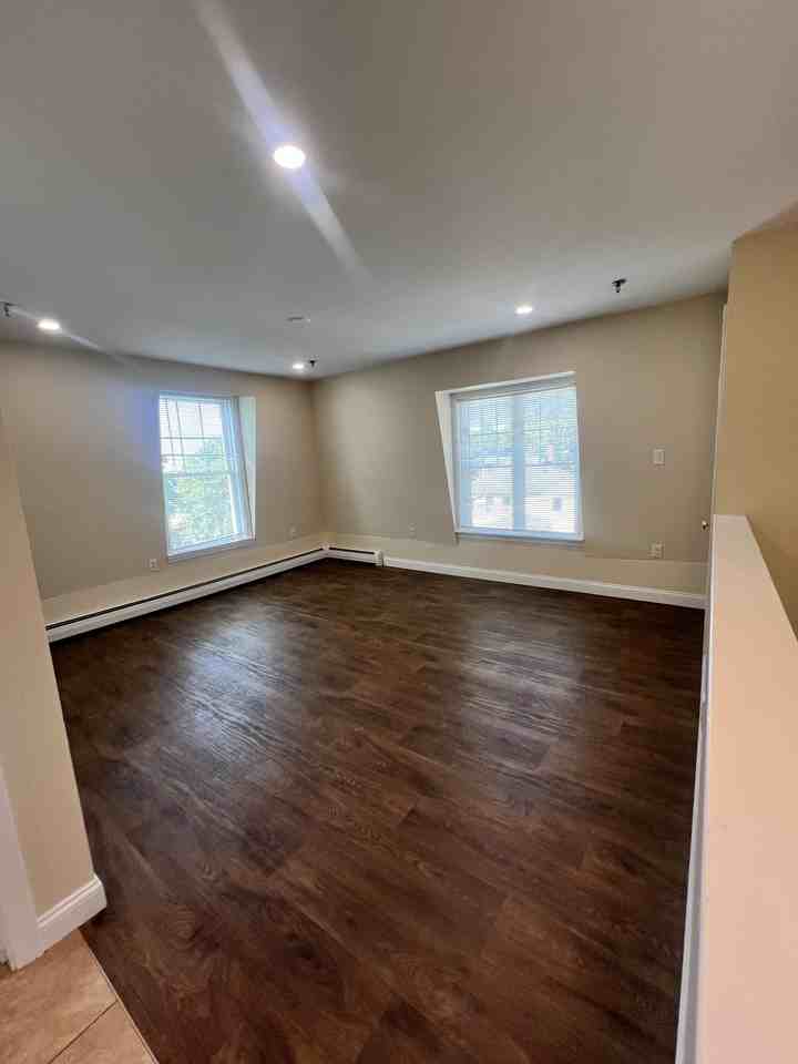 15 Webster St #3 - Photo 3 of 11