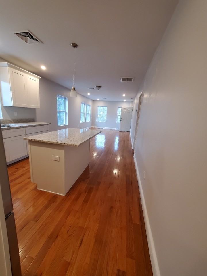 61 Collyer St #2 - Photo 2 of 20