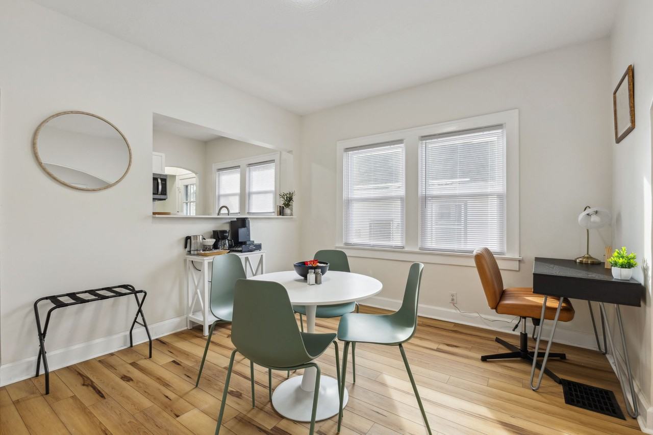 3863 Byram Ave #NA - Photo 4 of 15