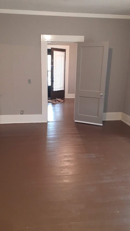 1237 Elm Ave #NA - Photo 5 of 8