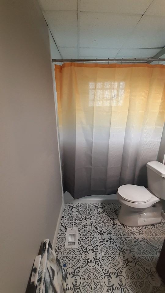 1237 Elm Ave #NA - Photo 7 of 8