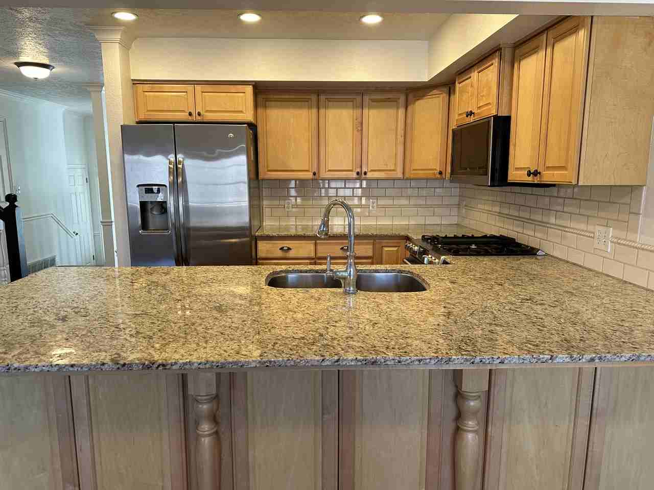 378 W 4620 N - Photo 2 of 3