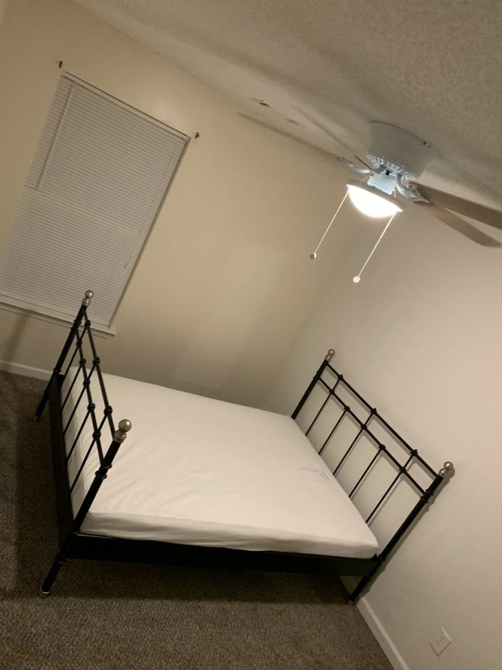 205 Shenandoah Dr #1 - Photo 5 of 10