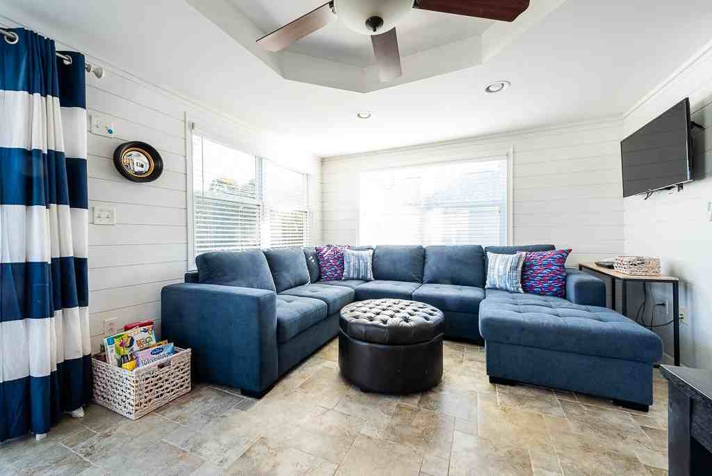 36 Center Beach Ave #NA - Photo 4 of 16