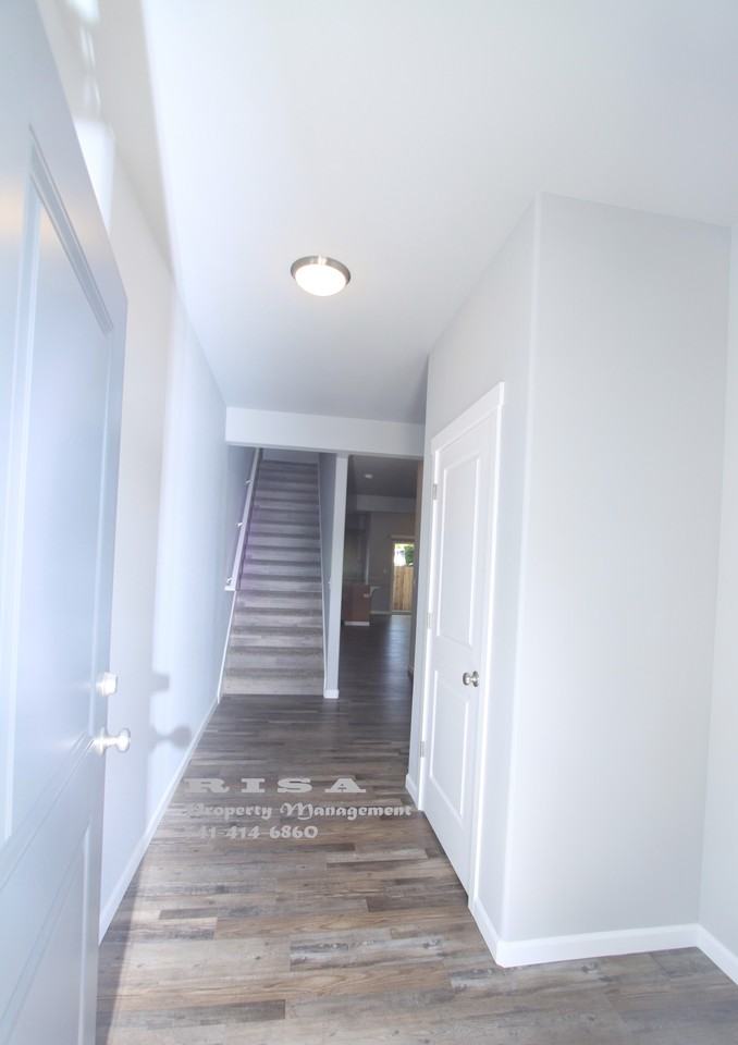 4185 Lancaster Drive Northeast #NA - Photo 7 of 34