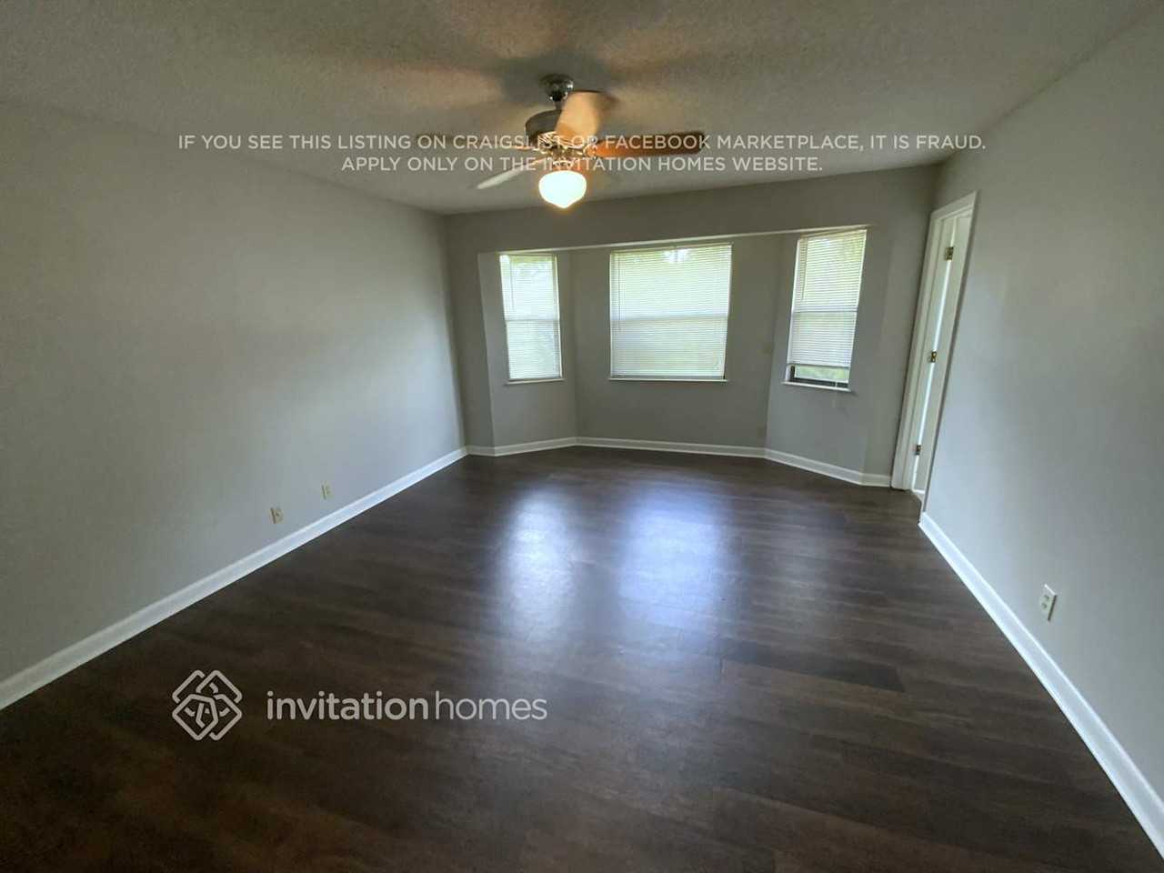 4077 Quarterhorse Ct - Photo 3 of 14