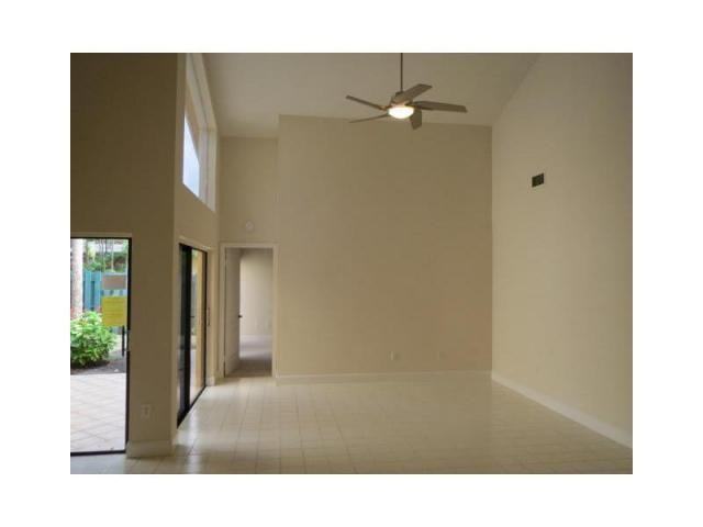 6125 Via Laguna Lane - Photo 2 of 5