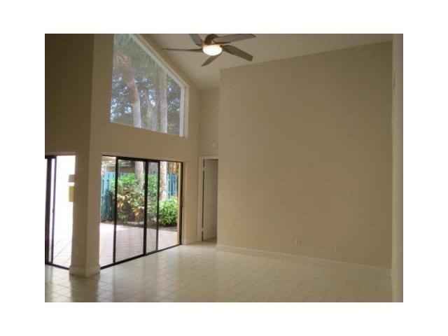6125 Via Laguna Lane - Photo 3 of 5