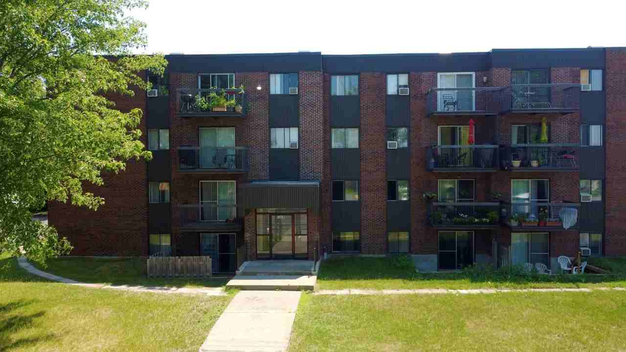 7315 Chauvin / 2640 Quévillon - Photo 2 of 36