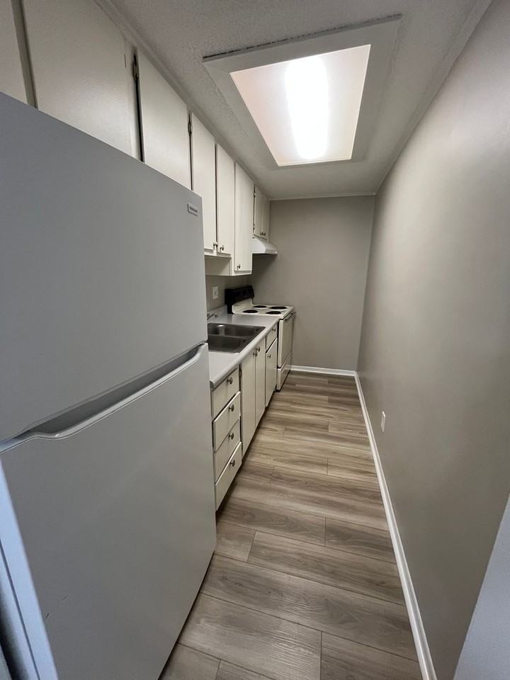 Stillwater Apartments - Photo 5 of 37