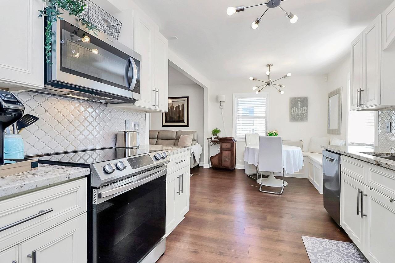 2016 Brewton Dr - Photo 5 of 20