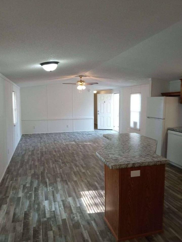 Ferneland MHP - Photo 3 of 10