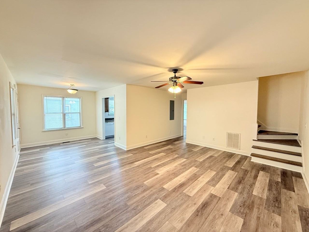 189 Ruth Dr - Photo 3 of 21