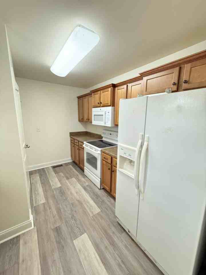 189 Ruth Dr - Photo 4 of 21