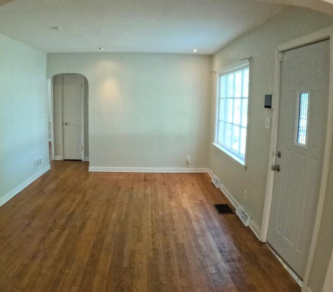 6637 Delaware Ave - Photo 5 of 20