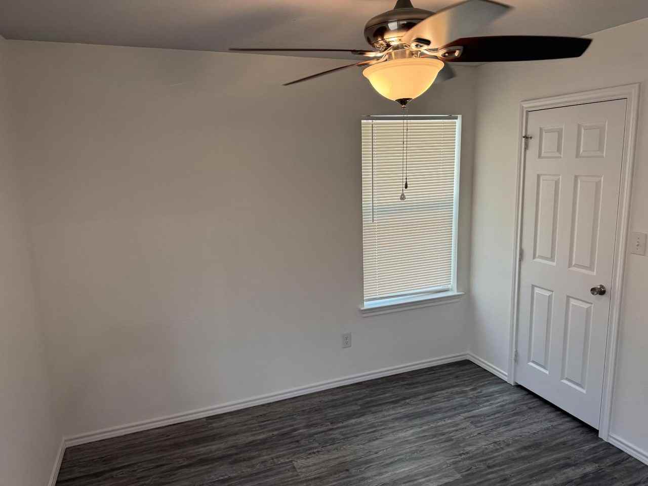 800 Sycamore St - Photo 6 of 10