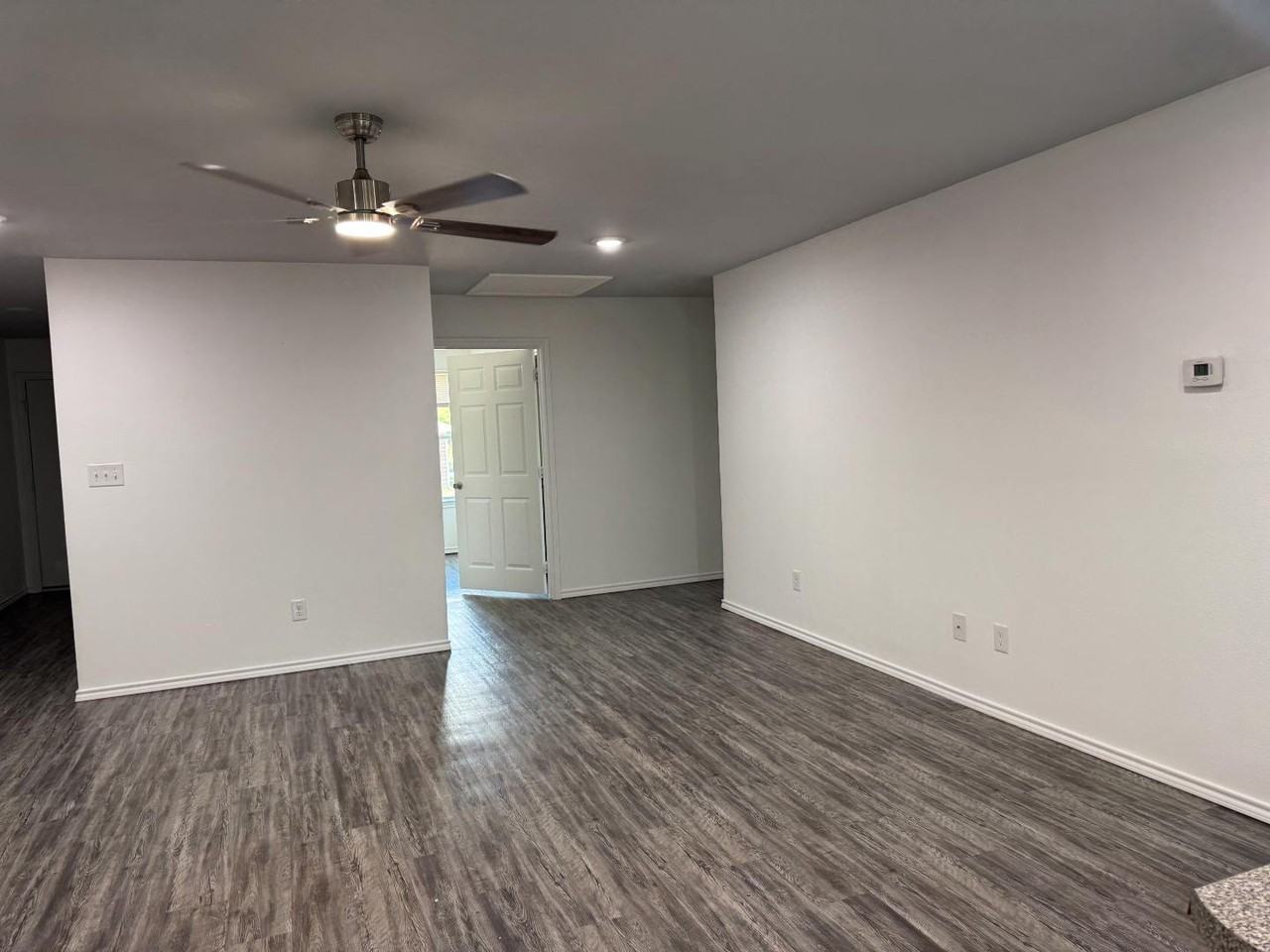 800 Sycamore St - Photo 7 of 10