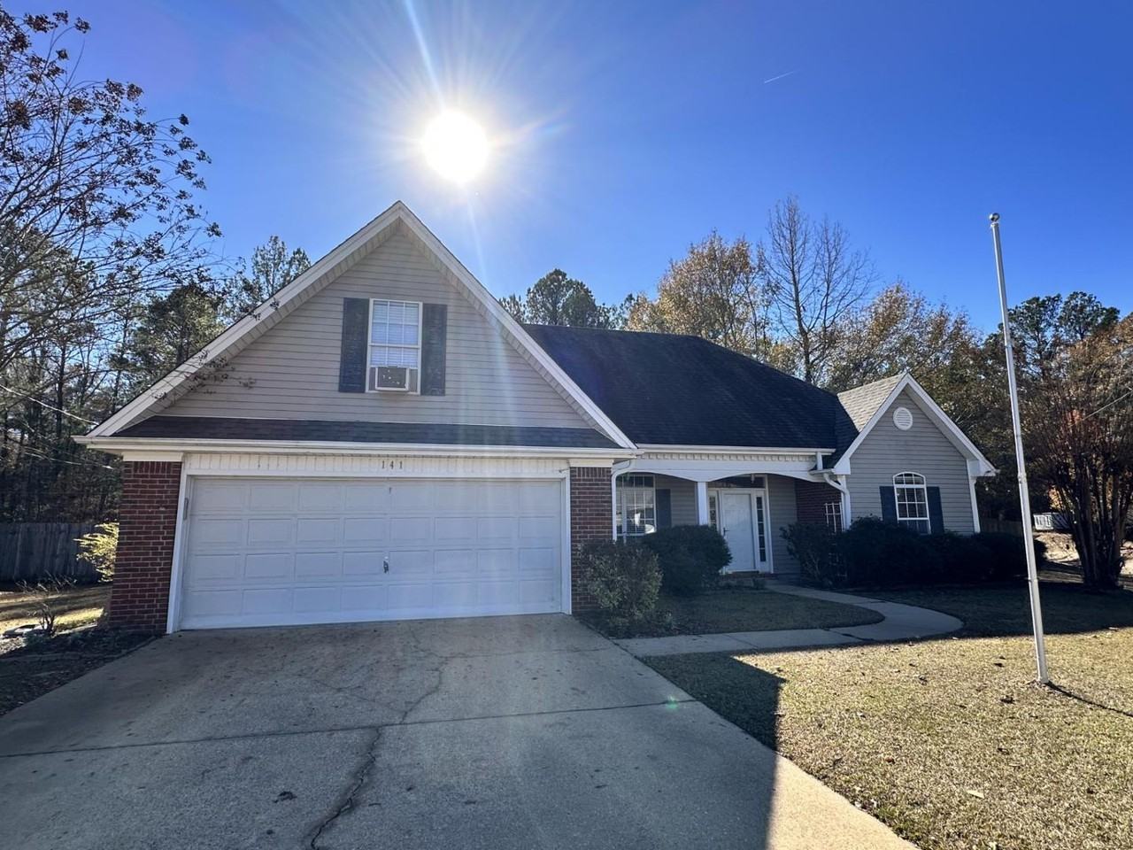 141 Hazelnut Cir - Photo 2 of 20