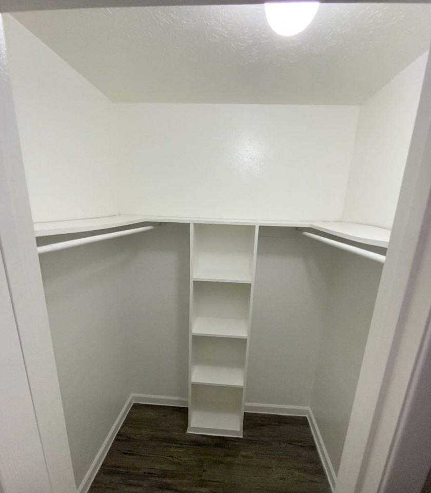 Spanish Ridge Apartments - Photo 5 of 10