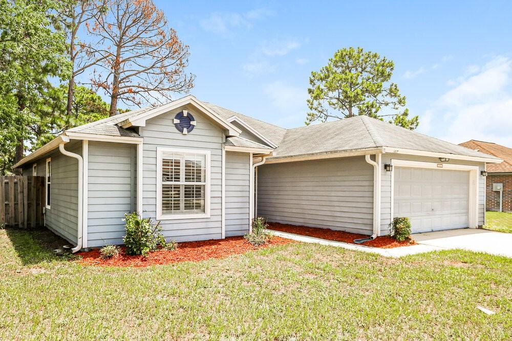 3827 Star Leaf Rd - Photo 3 of 16