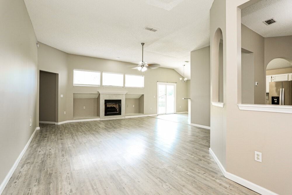 3827 Star Leaf Rd - Photo 5 of 16