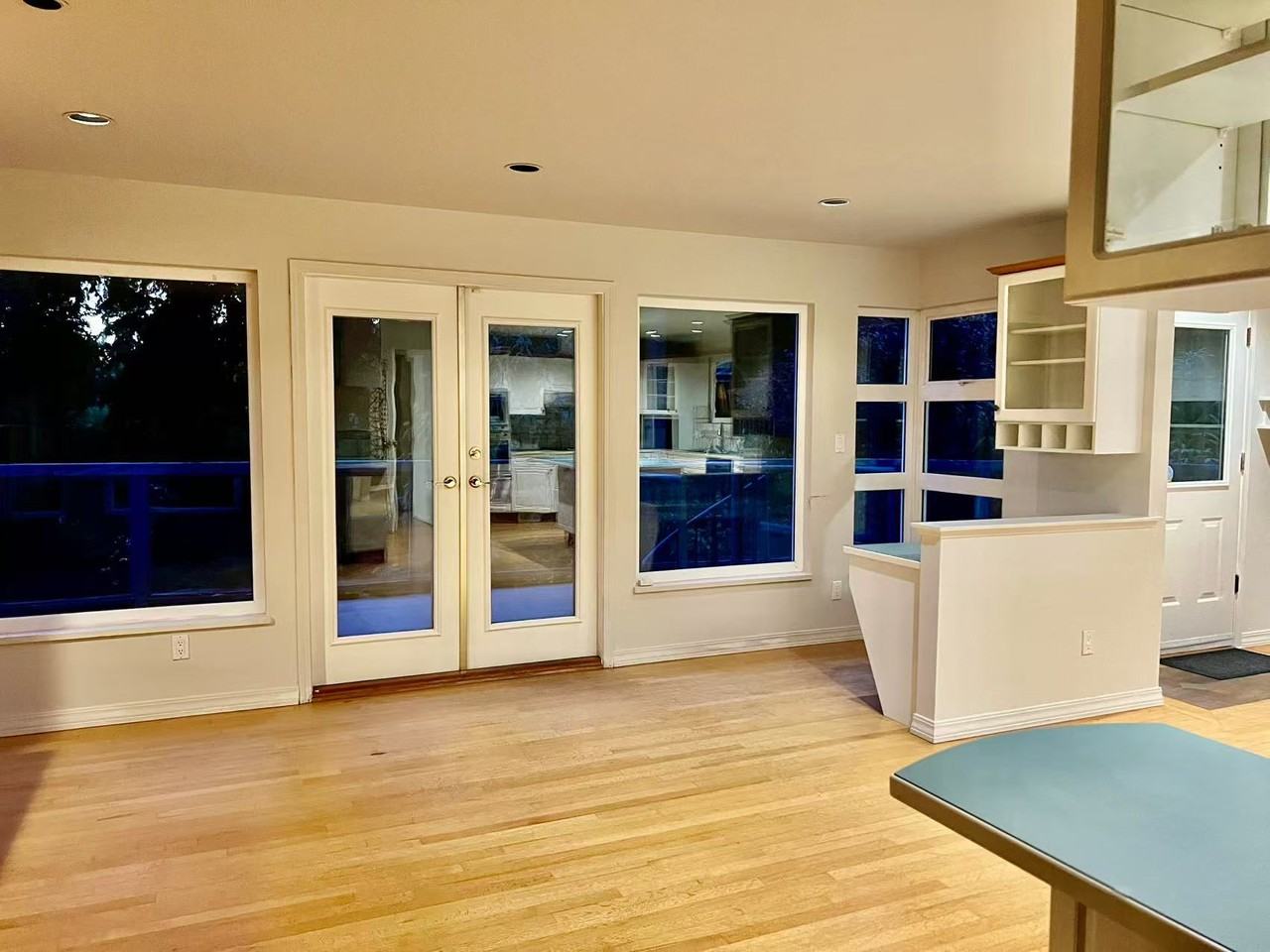 3775 Emerald Drive - Photo 4 of 17