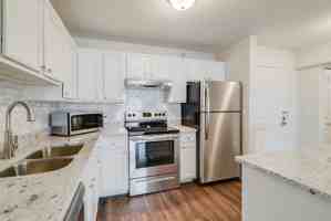 featured image of 22 University Ave Ne